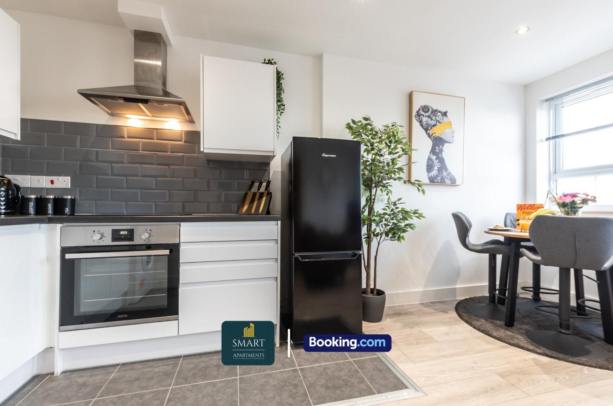 Relaxing Atlantic Mansions By Smart Apartments Short Lets & Serviced Accommodation Apartment Southampton With Free Wifi Exterior photo
